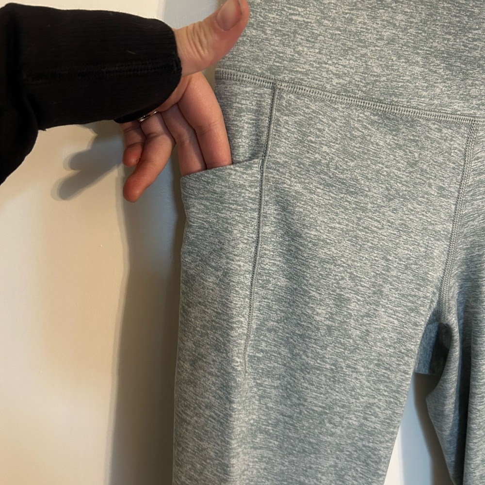 Athleta Women’s Charcoal Leggings - Picture 3 of 7